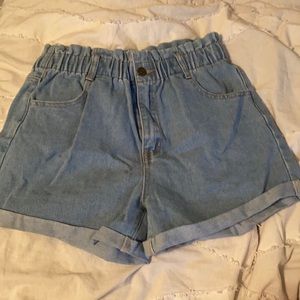 NWOT High waisted denim shorts